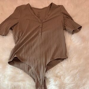 Ribbed Button-Up Bodysuit in Tan